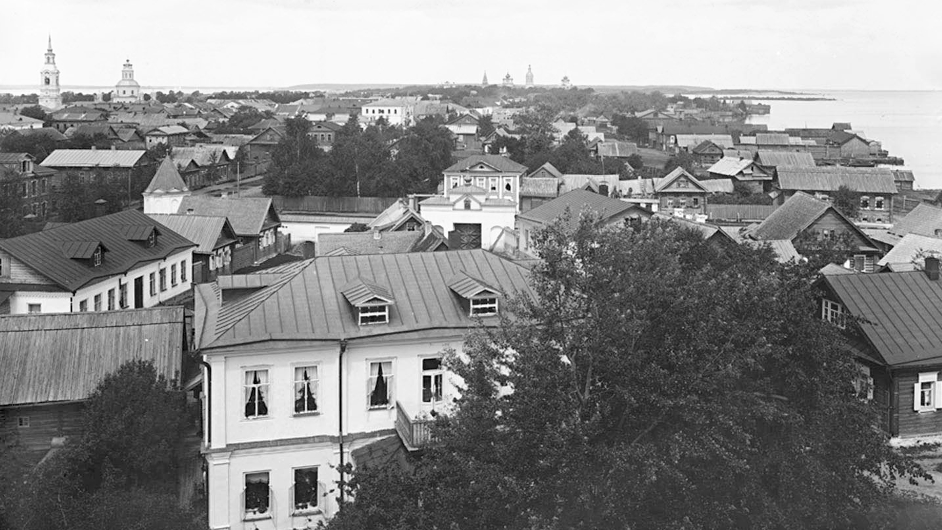 Городские усадьбы Митиных-Потаповых, Дом шкипера, Дом Лутковских